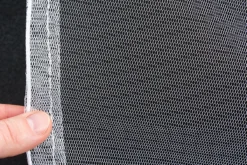 Klamboe Abbey Camp Lichtgewicht 2-Persoons Wit -Kampeeruitrusting 21HP detailstof