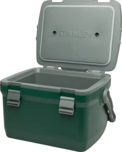 Koelbox Stanley The Easy Carry Outdoor Green 6,6L 10 Koelbox Stanley The Easy Carry Outdoor Green 6,6L -Kampeeruitrusting 4 Large JPG Adventure20Easy20Carry20Outdoor20Cooler207QT20Green 5