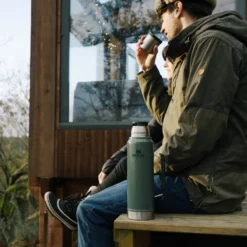 Thermosfles Stanley The Legendary Classic Bottle Nightfall 1,9L -Kampeeruitrusting 5 6939236365673 1 1