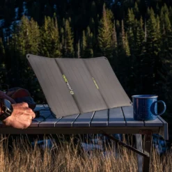 Zonnepaneel Goal Zero Nomad 20 (2020) -Kampeeruitrusting 5 Nomad20.sfeer