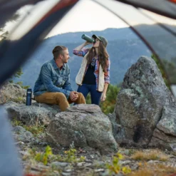 Thermosbeker Stanley The Trigger Action Travel Mug Hammertone Green 0,25L -Kampeeruitrusting 6 Stanley20 20The20Trigger Action20Travel20Mug2020 20Lifestyle20Images20 202 1