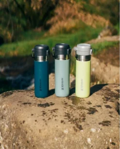 Thermosbeker Stanley The Quick Flip Shale 0,7L 15 Thermosbeker Stanley The Quick Flip Shale 0,7L -Kampeeruitrusting 8 stanley quick flip bottle citron 5