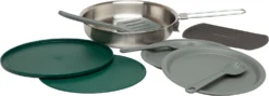 Kookset Stanley Adventure Prep+Eat Set Stainless Steel (9-delig) 11 Kookset Stanley Adventure Prep+Eat Set Stainless Steel (9-delig) -Kampeeruitrusting Large JPG Adventure20All In One20Fry20Pan20Set2020Stainless20Steel 3