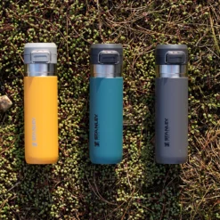 Thermosbeker Stanley The Quick Flip Grijs 0,7L -Kampeeruitrusting Stanley20 20The20GO20Quick Flip20Water20Bottle200.720L20 202420OZ20 20Lifestyle20Images20 204 1